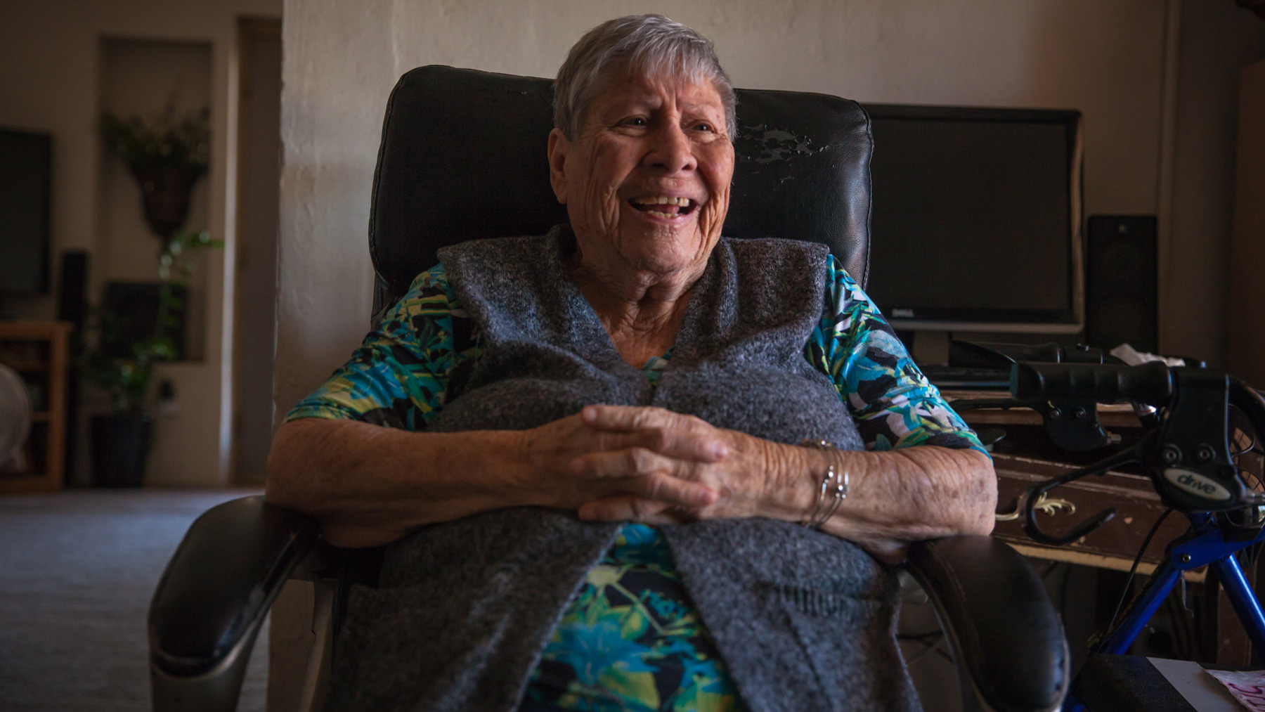 “We’re country people; we don’t cry about it,” Saturnina Mendoza, 87, said about the water in La Union, N.M., testing positive for arsenic levels above the EPA limit. (Maria Esquinca/News21)